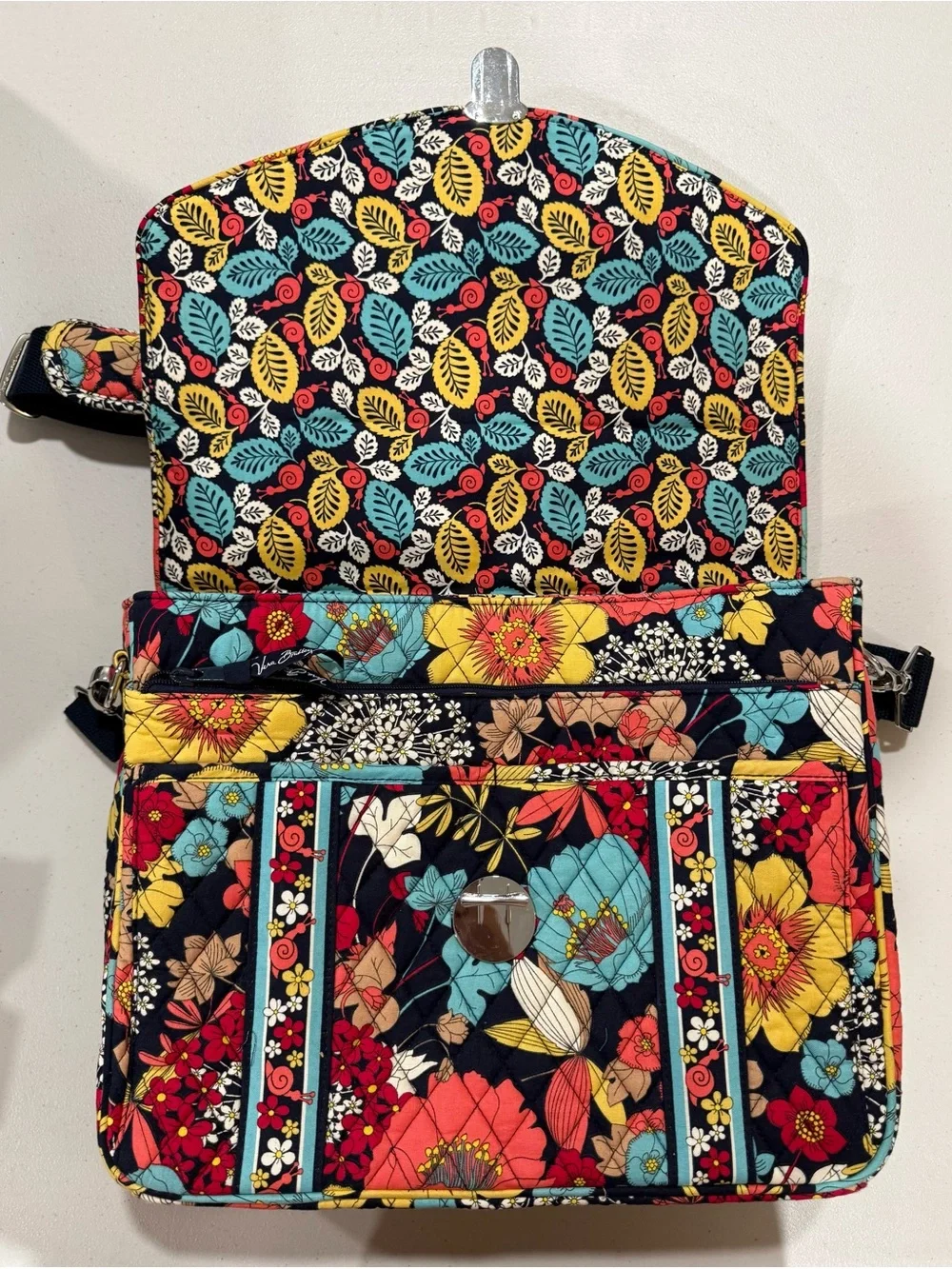 Vera Bradley Floral Happy Snails Quilted Laptop Messenger Briefcase Bag
